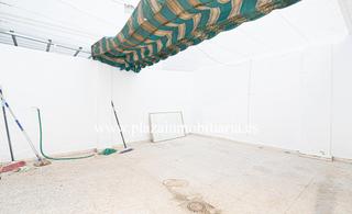 Casa a Centro. Casa de 3 hab. zona de puente san juan por 87.000 euros.