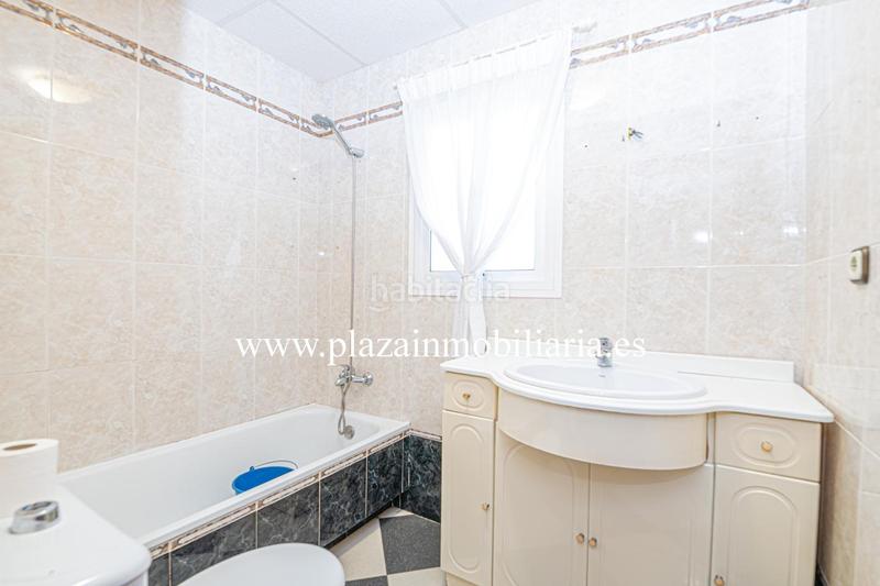 Foto db8a135e-9acb-46ed-88a4-8d43cbc57270. Casa amb aparcament a Hoya del Molino Lucena