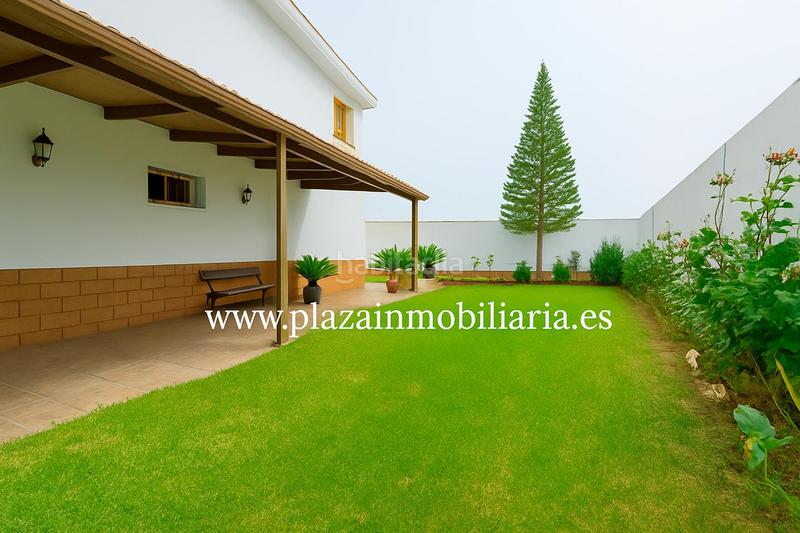 Foto b14ae912-cb96-4760-b900-079d50b005fa. Casa amb aparcament a Poleares Lucena