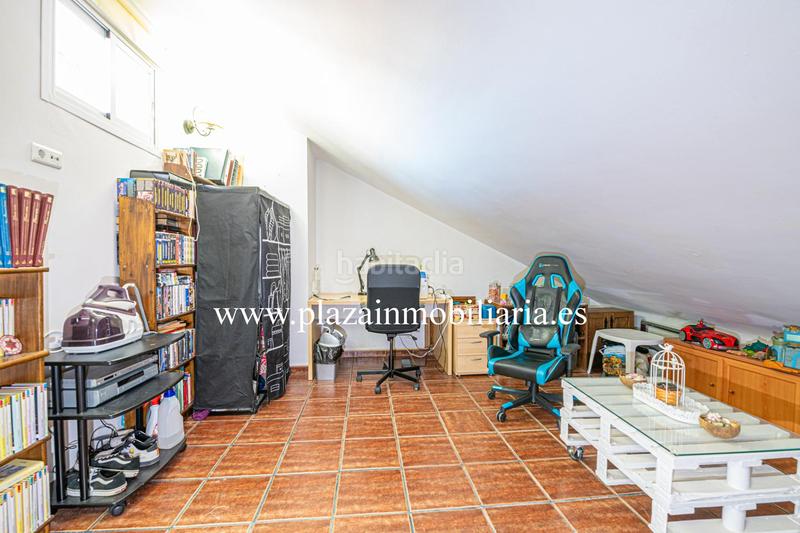 Foto a3c5df3d-7fc6-4f77-8c3a-29cf97102bdf. House with parking in El Carmen - La Barrera Lucena