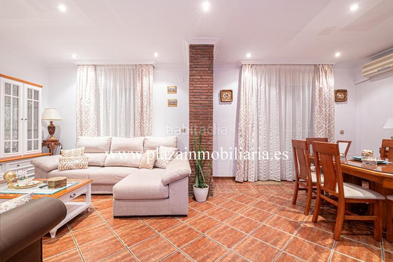 Foto a5e5507c-8886-42ef-8897-6a2ac2169a1a. House with parking in El Carmen - La Barrera Lucena