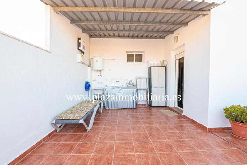 Foto c3768714-fa9d-4dcc-be16-50088f7c5904. House with parking in El Carmen - La Barrera Lucena