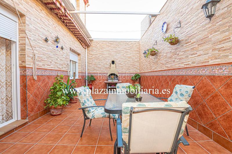 Foto f9dbd16c-9133-4b5a-b4fe-417d57cf6ef5. House with parking in El Carmen - La Barrera Lucena