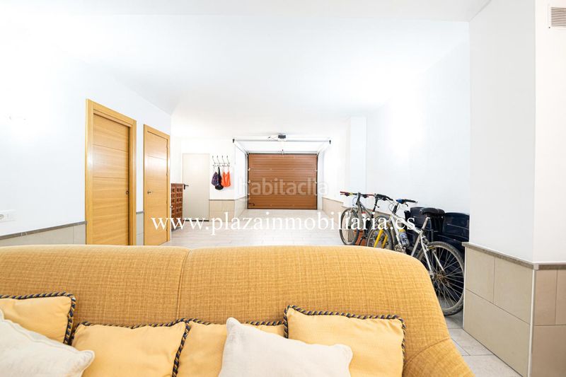 Foto a1413f6b-e893-49bc-a158-c3e6866bf6b4. Casa amb aparcament a El Valle Lucena