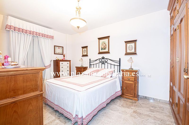 Foto c3deb2ef-6d81-41db-83b3-9266c1fbe170. Casa amb aparcament a El Valle Lucena