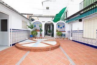 Maison à Las Tinajerías - Juderías. Casa de 4 hab. zona c. general alaminos por 130.000 euros.