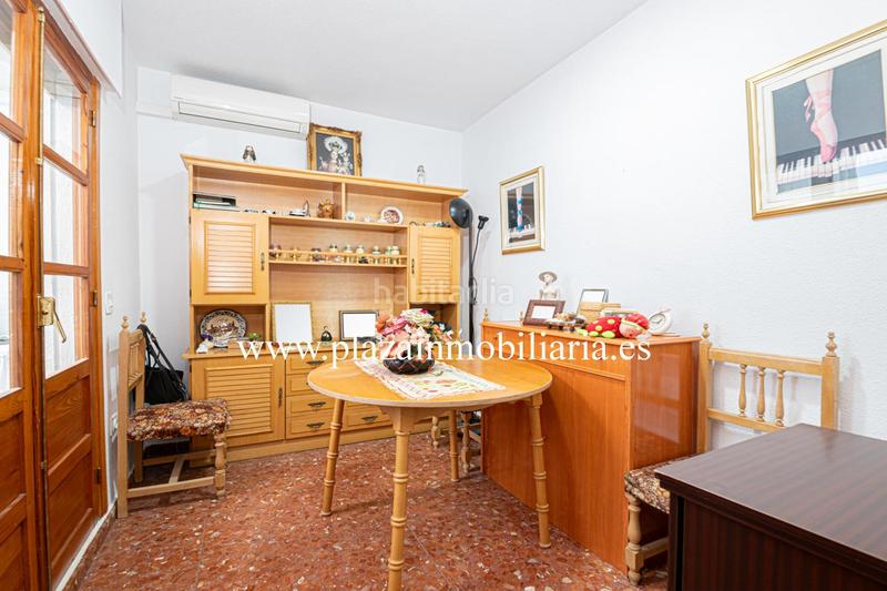 Foto 08a4f0e4-f3d6-4aac-ab69-9edad68ed7e8. Casa con parcheggio in jardín Lucena Lucena