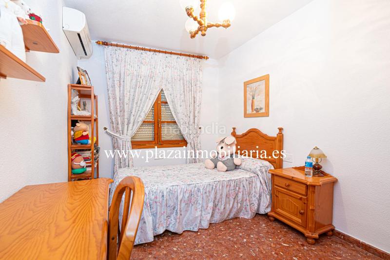 Foto 26e68363-0219-41cc-91c4-b221fcf138f8. Casa con parcheggio in jardín Lucena Lucena