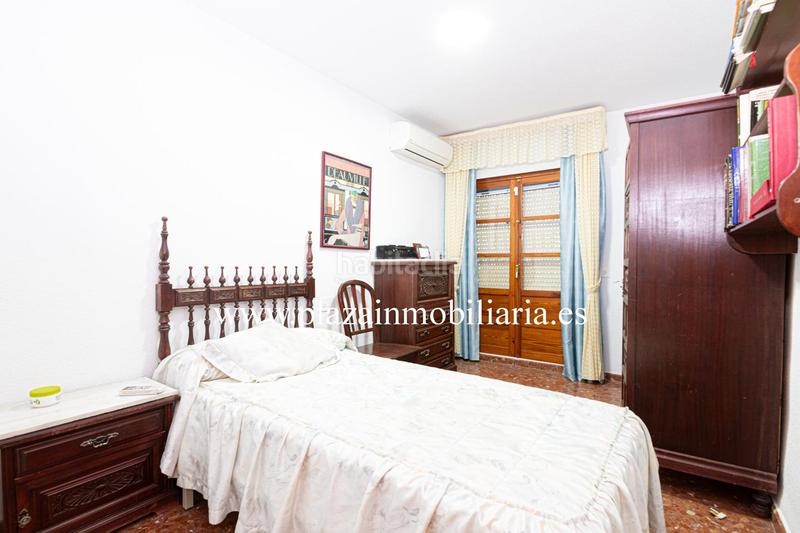 Foto 3e3a652a-6167-40f3-802c-a5644aa3458c. Casa con parcheggio in jardín Lucena Lucena