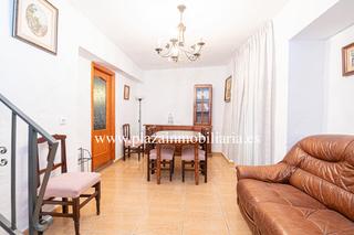 Maison à San Francisco. Casa de 4 hab. zona c. aurora  por  83.000 euros.