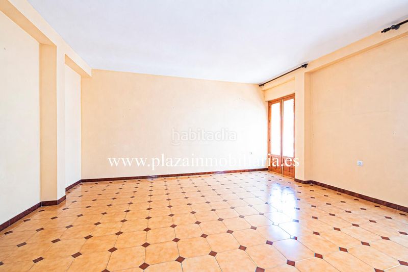 Foto 284a47a6-dacd-439b-a9f6-663c1aebce13. Pis a Centro Lucena