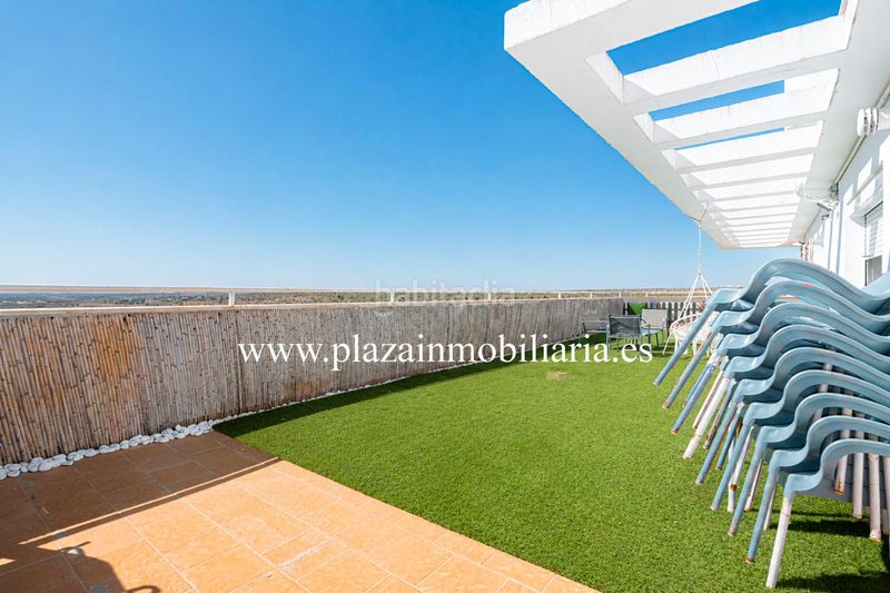 Foto a92bef25-cd65-49e9-b09c-38b1ce04f781. Àtic amb piscina a El Valle Lucena