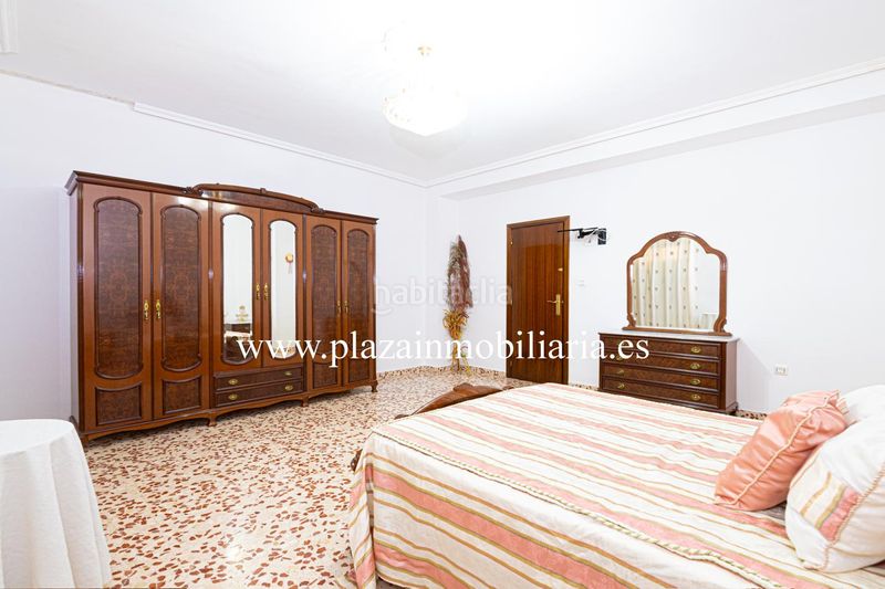 Foto 175238a8-5975-4ac6-a110-1fc3c841df29. Casa amb aparcament a San Francisco Lucena