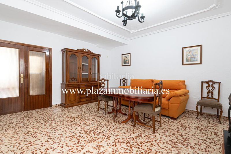 Foto 26f3bfd2-df48-4eb2-94fa-cb8b2688d229. Casa amb aparcament a San Francisco Lucena