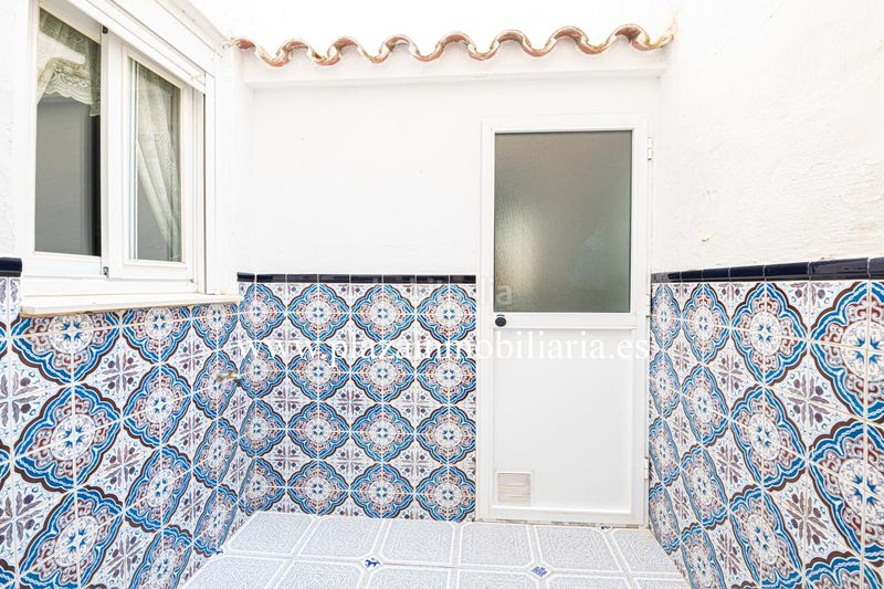 Foto 7deacf9c-8016-4f9b-be29-410f91ce6652. Casa amb aparcament a San Francisco Lucena