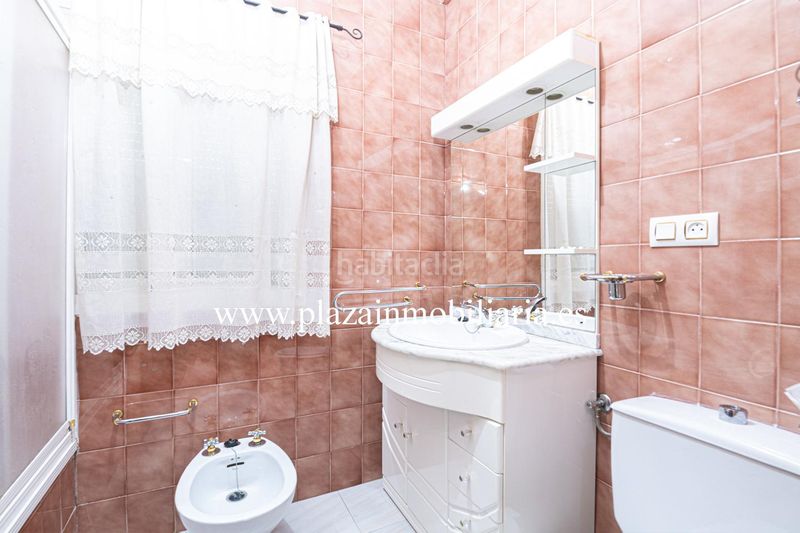 Foto d031e930-f15e-477e-96fc-b9a2c534fba2. Casa amb aparcament a San Francisco Lucena