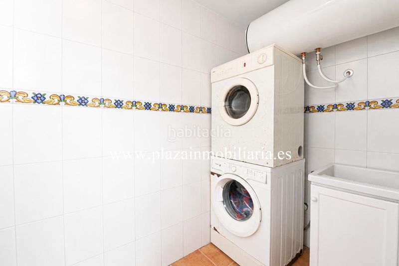 Foto 161850eb-9bbd-4e28-8d85-509dad569c2b. Casa amb aparcament a El Valle Lucena