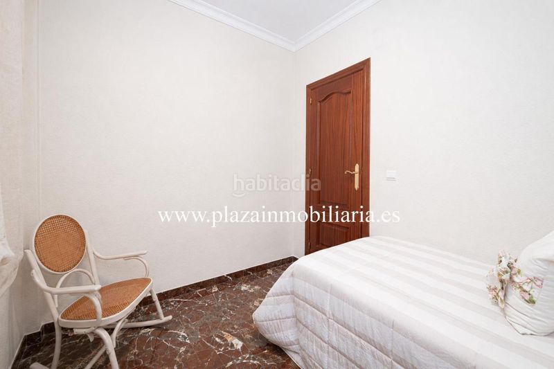 Foto 3dbd2d11-19c9-4eb0-b2af-73d7daca7e19. Casa amb aparcament a El Valle Lucena