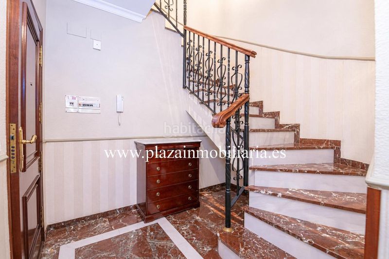 Foto badd9802-3579-467c-849e-98a64fca3b6d. Casa amb aparcament a El Valle Lucena