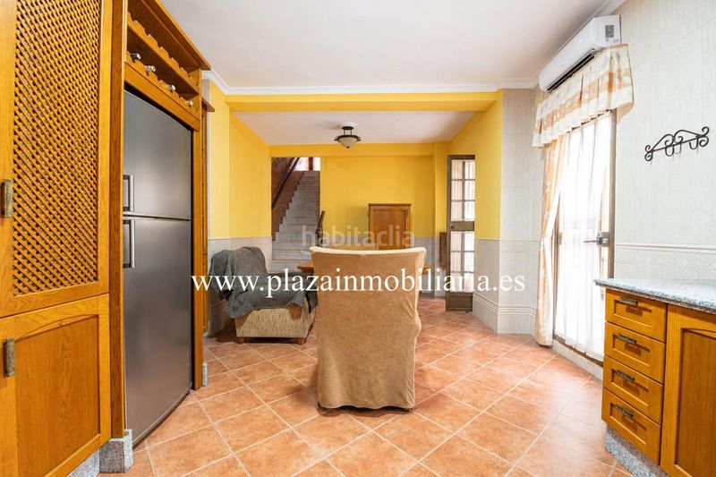 Foto be6ee215-7073-4757-b320-04c3e4debb27. Casa amb aparcament a El Carmen - La Barrera Lucena