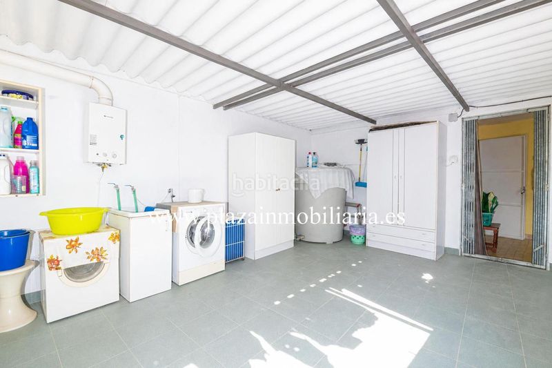 Foto d3e1ca0e-40fb-470c-a996-08922e8a4c31. Casa amb aparcament a El Carmen - La Barrera Lucena