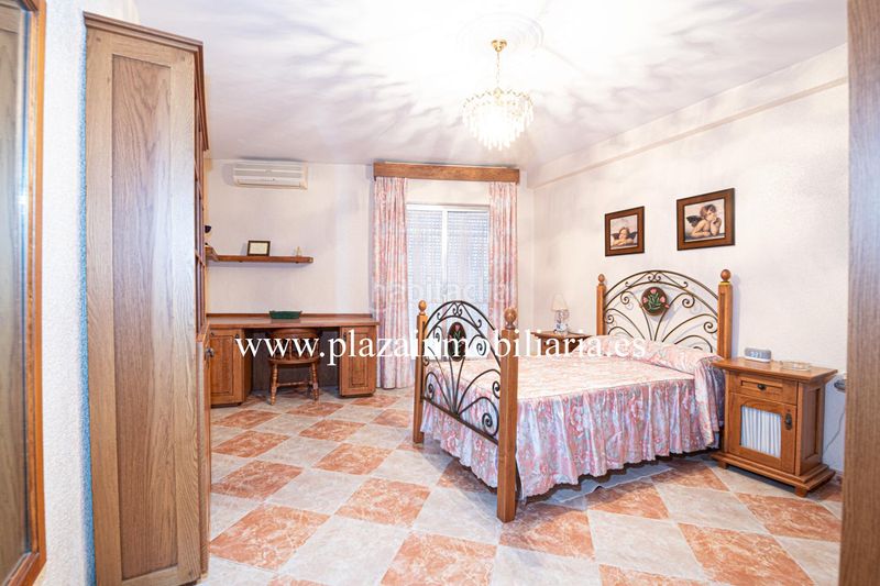 Foto d773abb3-e6af-4d1e-9528-2ae7413bc7d2. Casa amb aparcament a El Carmen - La Barrera Lucena