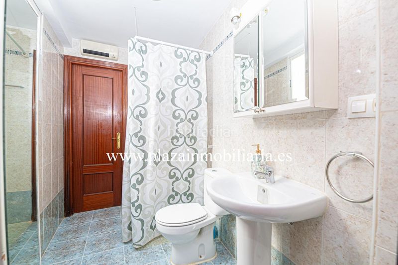 Foto f8b8312a-d8c8-40b3-af11-0cb1cf9a60dd. Casa a Poleares Lucena