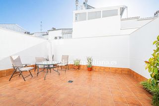 Casa in Las Tinajerías - Juderías. Casa de lujo de 4 hab. zona plaza de la fuensanta por 340.000 eu