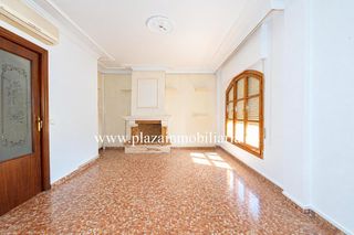 Haus in Jardín Lucena. Casa de 3 hab. zona de c. los almendros por 168.300 euros.