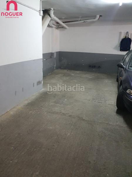 Foto 24a7827c-0553-4760-b2ba-2ab0366da068. Parking coche plaza de garaje situada en la calle vazquez aroca en Córdoba