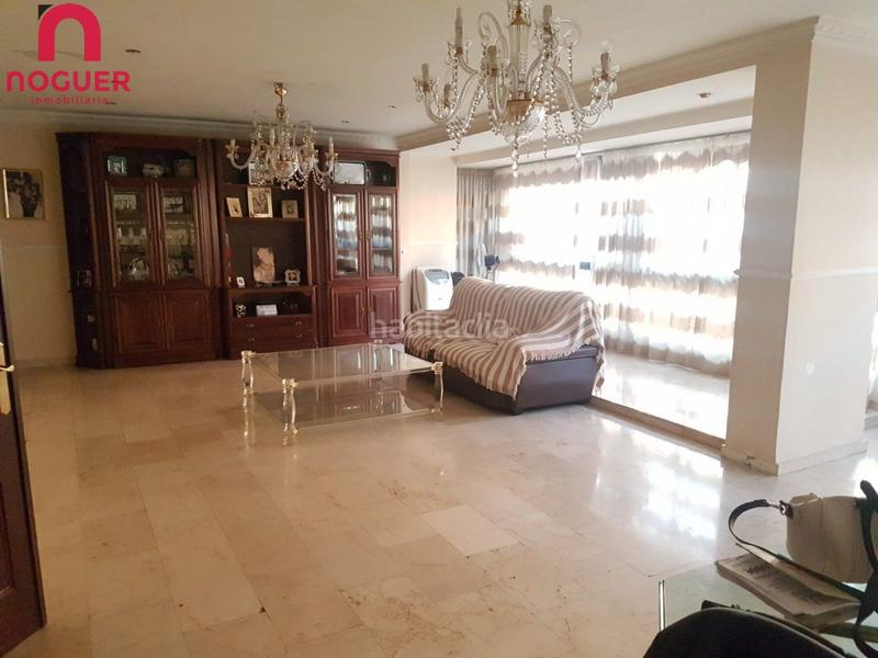 Foto 05b05a15-4ba9-4748-a317-e59efed79188. Piso magnifico piso en la avenida ollerias, 206m2 con ascensor y patio en Córdoba