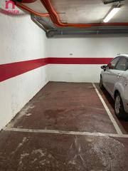 Aparcament cotxe a Ciudad Jardín - Zoco. Se vende plaza de garaje junto a la avenida medina azahara