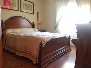 Location Appartement à Santa Rosa - Valdeolleros. Piso  en alquiler en santa rosa  proximo al vial con ascensor
