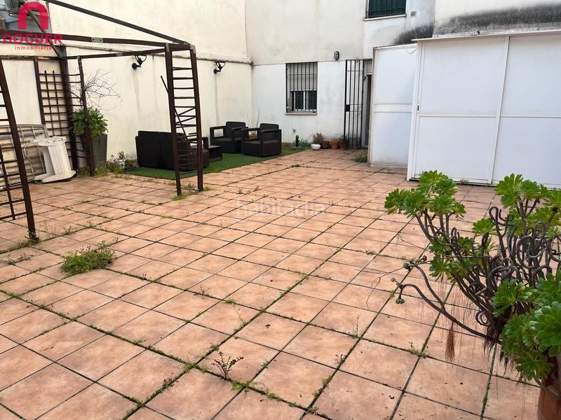 Foto 9ba5ae08-e192-4c07-b004-23b3c2912288. Piso apartamento año 2004 con dos patios en Viñuela - Rescatado Córdoba
