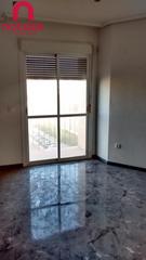 Piso en Ciudad Jardín - Zoco. Vivienda junto a la avenida america y la  estacion de renfe
