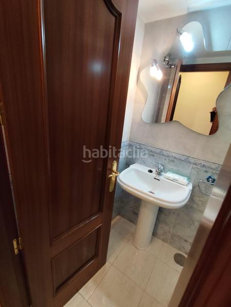 Foto 1b25f2ad-f7a1-4b94-b851-53c47b1422ab. Piso  seminuevo año 2005 junto avenida medina azahara con terraza y garaje en Córdoba