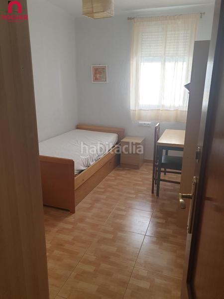 Foto 8bd53a5c-d9a9-4524-b054-c191bef0b414. Rent flat in Huerta de la Reina - Trassierra Córdoba