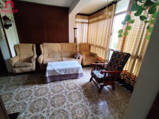 Appartement à Sector Sur. Piso en venta en calle ubeda con ascensor