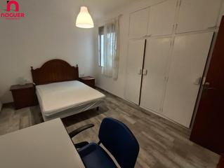 Lloguer Pis a Ciudad Jardín - Zoco. !! estudiantes !!! piso de cinco dormitorios y dos baños con pat