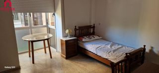 Rent Flat in Ciudad Jardín - Zoco. Piso en alquiler para estudiante junto a la plaza de toros