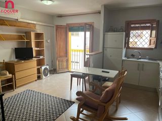 Alquiler Piso en Centro. Alquiler para docentes   zona centro piso de dos dormitorios con
