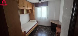 Appartement à Ciudad Jardín - Zoco. Oportunidad piso en venta  opcional parking  con ascensor