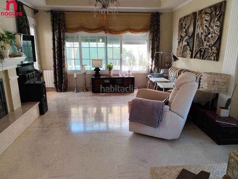 Foto 92bca8aa-14c7-4b8e-8254-6c92d1979000. Maison avec chauffage piscine dans Paraíso Arenal - La Colina Córdoba