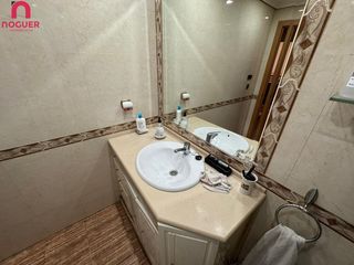 Casa a Ciudad Jardín - Zoco. Casa con garaje en venta zona de olivos borrachos