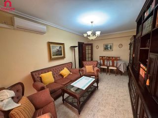 Pis a Sta. Marina - San Andrés - San Pablo - San Lorenzo. Piso en venta en la av. barcelona  luminoso amplio  con opcion a