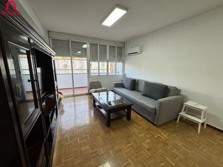 Lloguer Pis a Ciudad Jardín - Zoco. Alquiler de piso para estudiante  medina azahara