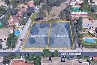 Terreno residencial en Calle mayoral 17. Parcela de casi 1.000 m2, en esquina, en plena calle mayoral con