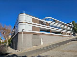 Ático  Dean francisco javier 2. Impresionante áticodúplex de 4 dormitorios seminuevo con una ter