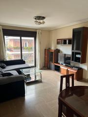 Piso en Calle rafael de la hoz arderius 14. Piso con 4 dormitorios, 2 baños, 136m con plaza de garaje junto