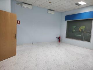 Locale commerciale in Casco Histórico  - Ribera - San Basilio